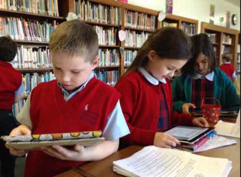 موسسه ی بوکت‌تراست از نقش ویژه ی کتابخانه‌ها در جامعه‌ی امروز دفاع کرد