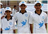 اندکی "کریکت" و "صلح" برای نوجوانان افغان!