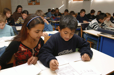 کودکان کولی را جدا نکنید!