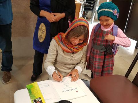 پرنده قرمز و آرزوهای کودکان محمود آباد شهرری 