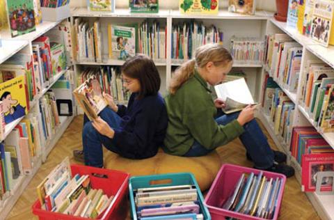 ساخت کتابخانه برای کودکان مهاجر در ایتالیا