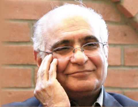 زادروز نویسنده‌ی درد و رنج‌های کودکی