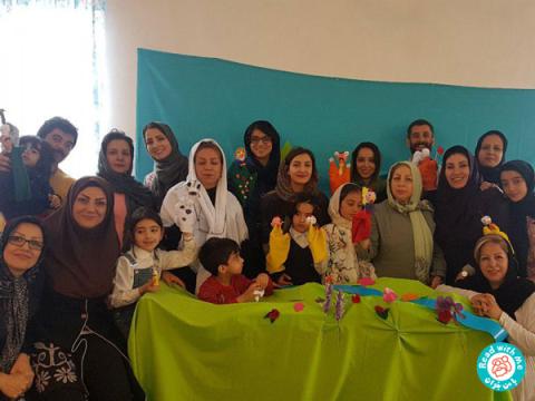 دو کارگاه «با من بخوان» در روستای ارزان فود همدان برگزار شد