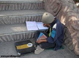 برپایی کتابخانه برای کودکان کار و خیابان 