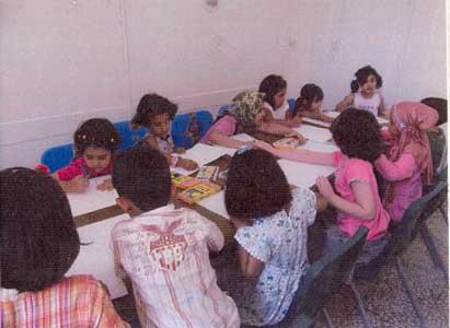 فعالیتی با شعر "دست ها" اثر پروین دولت آبادی