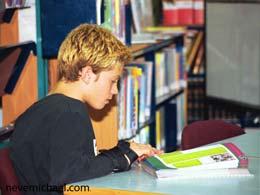 كتاب درمانی: كتاب های خواندنی برای نوجوانان