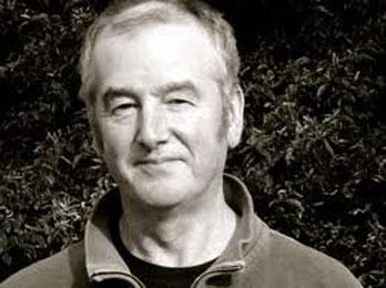 دیوید آلموند: من چیزهای غیرعادی را در روزمرگی دیدم!