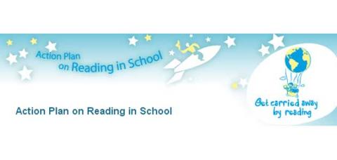 در مدرسه  بزرگ ترها برای کوچک ترها کتاب می خوانند