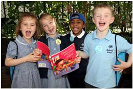 کتاب، هدیه ای برای آغاز مدرسه ها!