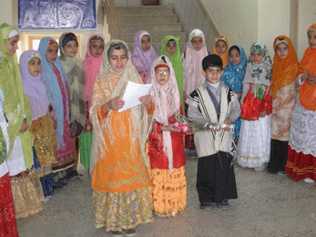 کودکان از اعضای انجمن دوستداران ادبیات کودک اصفهان استقبال کردند
